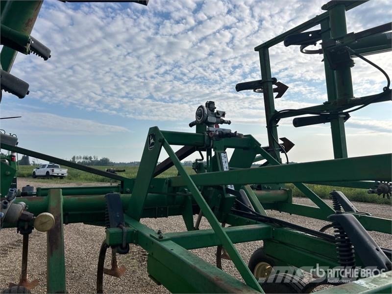 John Deere 680 Beitelploeg