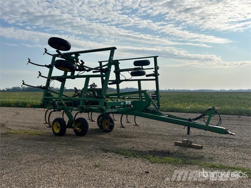 John Deere 680 Beitelploeg