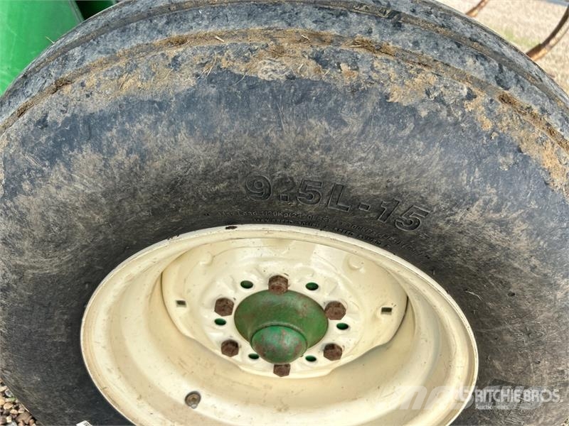 John Deere 680 Beitelploeg