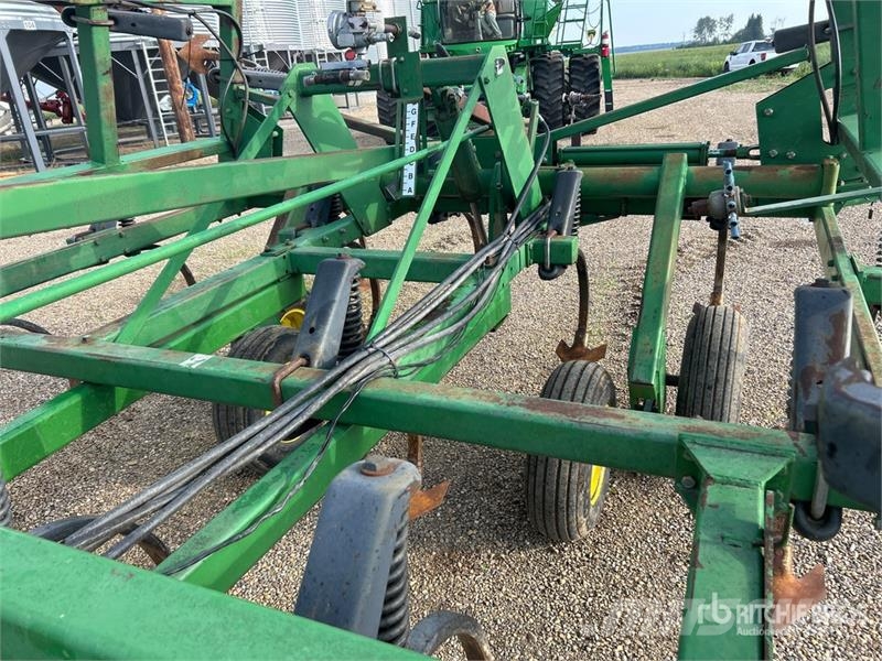 John Deere 680 Beitelploeg