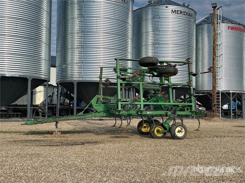 John Deere 680 25 ft Chisel Plow Υπεδάφια άροτρα