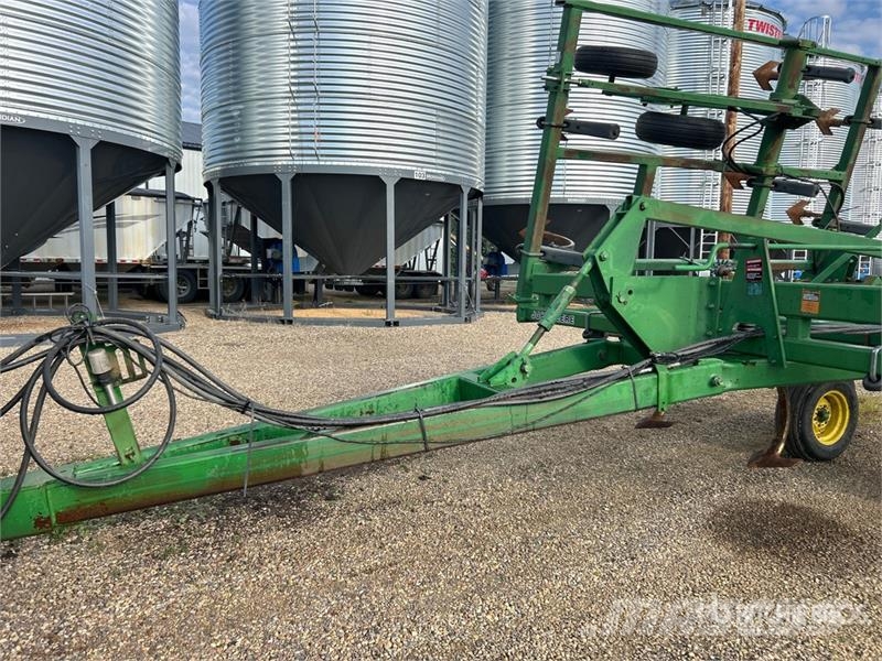John Deere 680 25 ft Chisel Plow Υπεδάφια άροτρα
