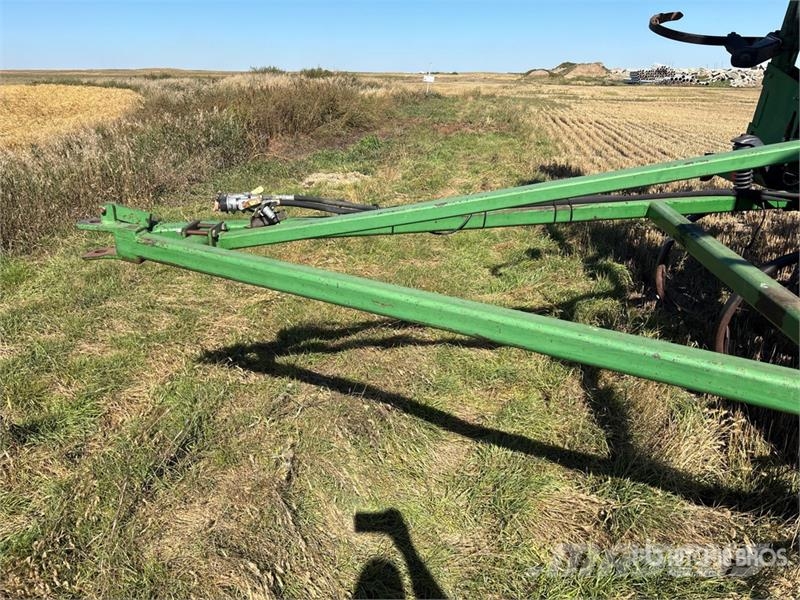 John Deere 680 39 ft Chisel Plow Meißelgrubber