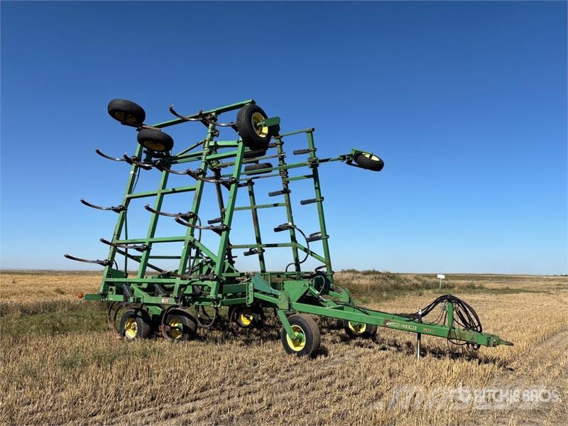 John Deere 680 39 ft Chisel Plow Meißelgrubber