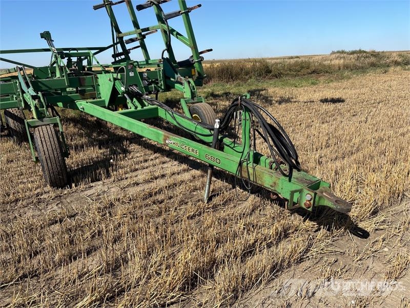 John Deere 680 39 ft Chisel Plow Meißelgrubber