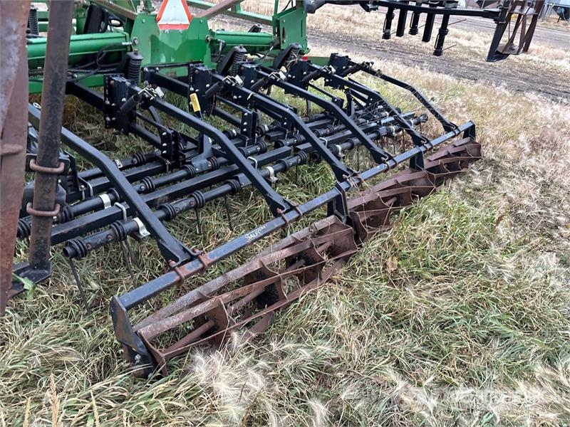 John Deere 680 40 ft Cultivator Cultivatoren