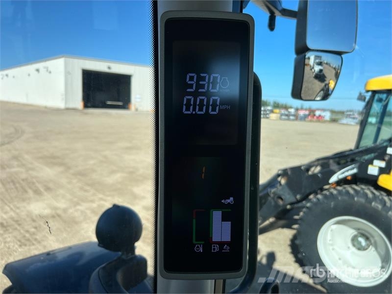 John Deere 6R 215 4WD Tractor الجرارات