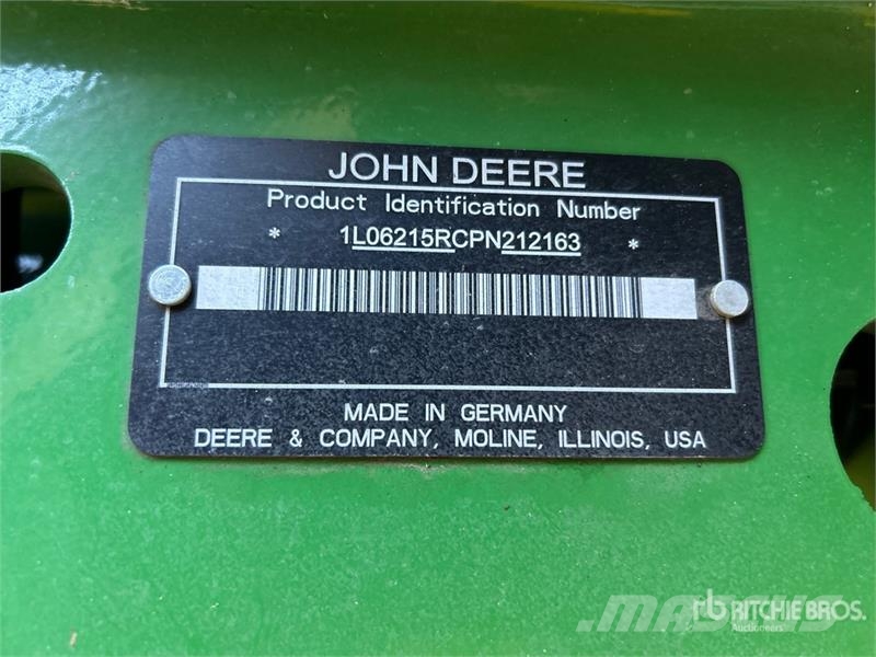 John Deere 6R 215 4WD Tractor الجرارات