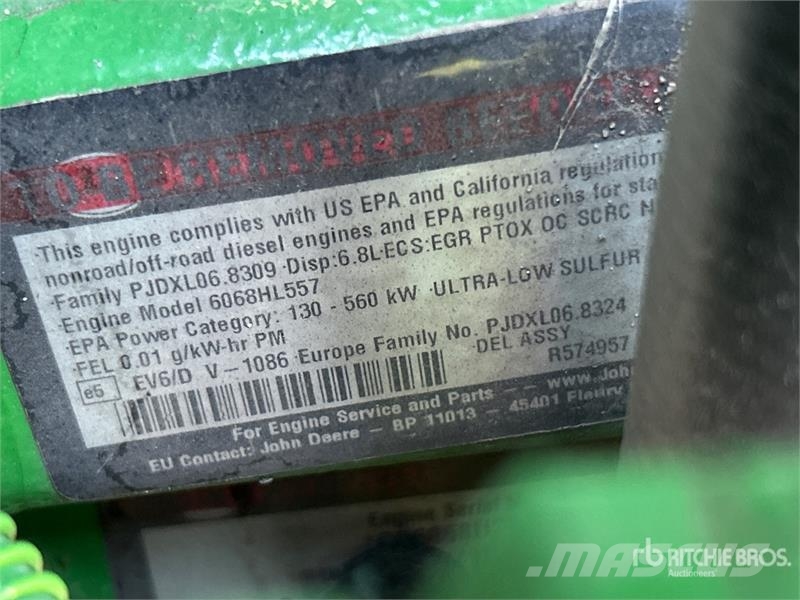 John Deere 6R 215 4WD Tractor الجرارات