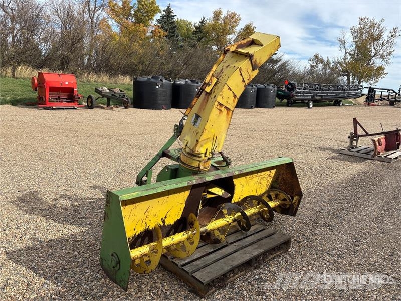 John Deere 7 ft 3-Point Hitch Snow Blower Sneeuwblazers