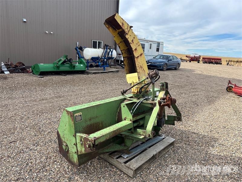 John Deere 7 ft 3-Point Hitch Snow Blower Sneeuwblazers