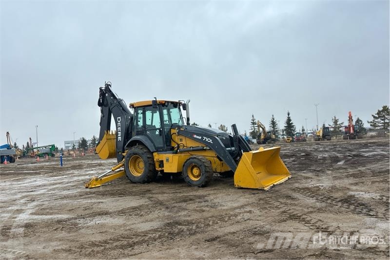 John Deere 710L 4x4 Backhoe Loader Екскаватори-навантажувачі