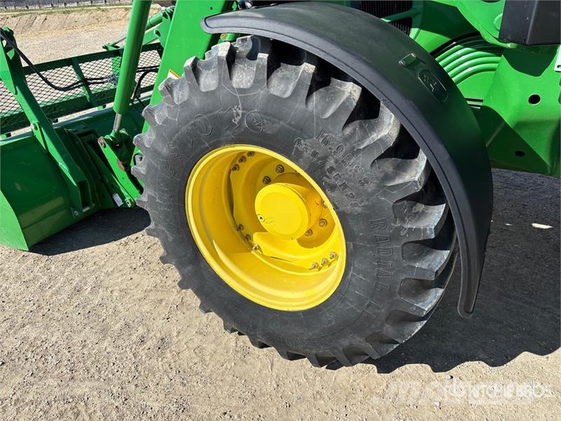 John Deere 7130 Traktorit