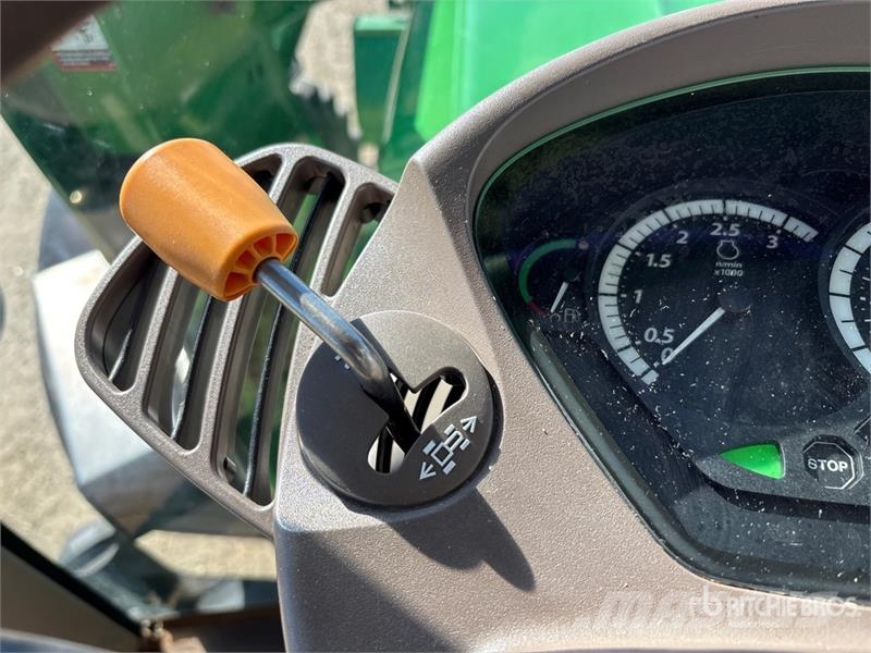 John Deere 7130 Traktorit