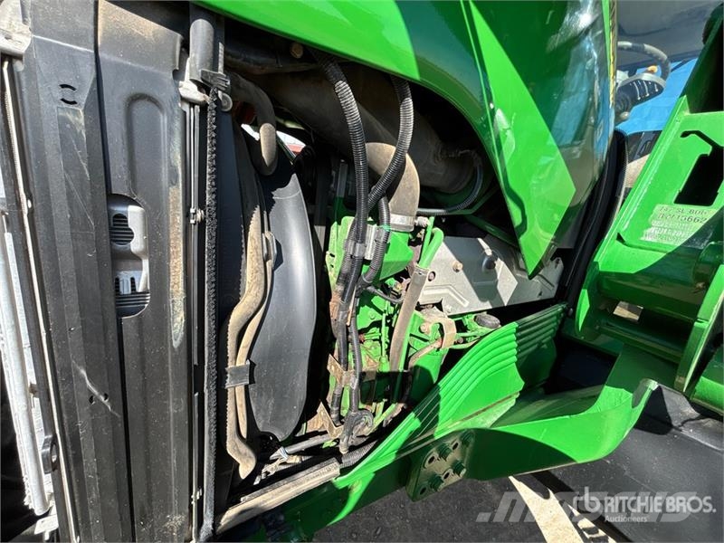 John Deere 7130 Traktorit