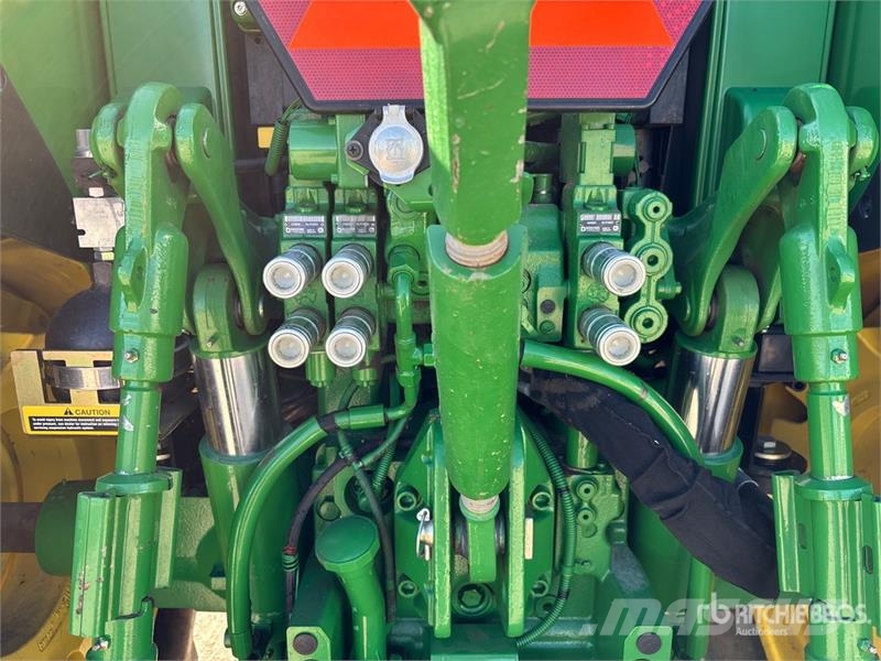 John Deere 7130 Traktorit