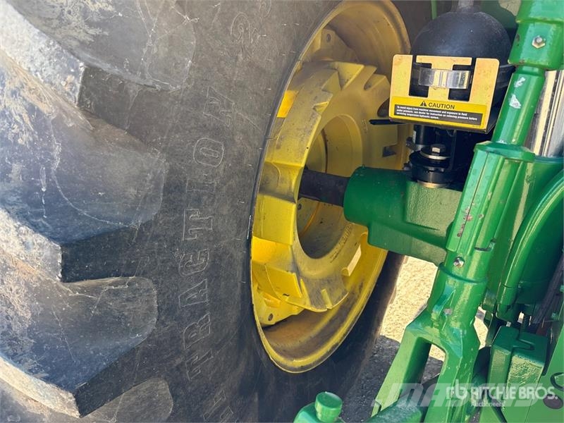 John Deere 7130 Traktorit