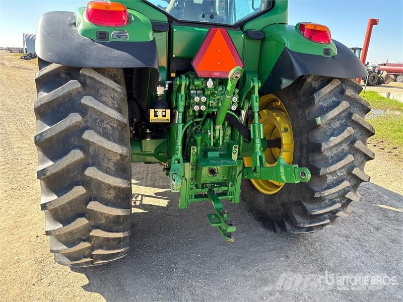 John Deere 7130 Traktorit