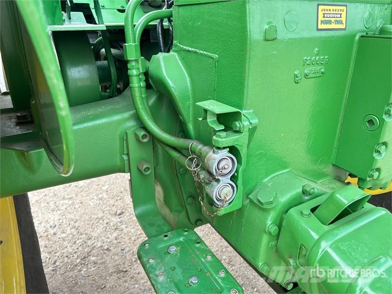 John Deere 720 2WD Antique Tractor Traktoren