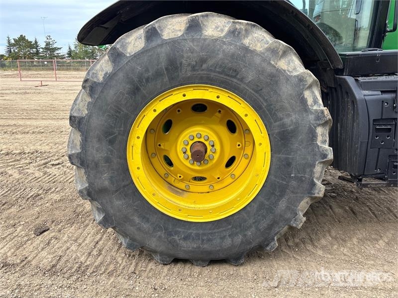 John Deere 7230R Traktoren