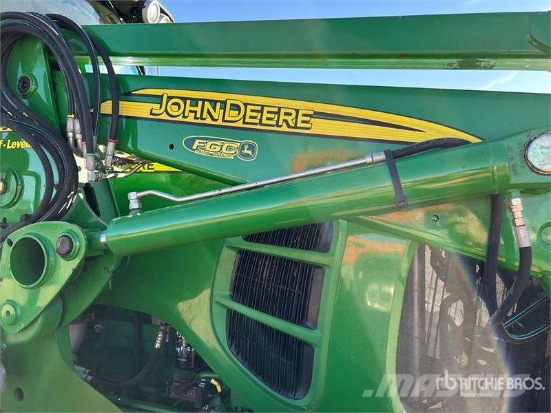 John Deere 7330 Traktoriai