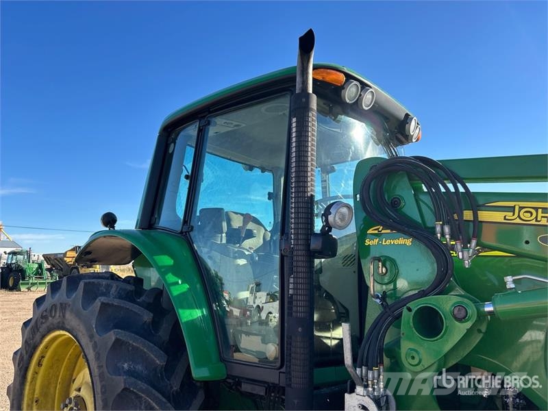 John Deere 7330 Traktoriai