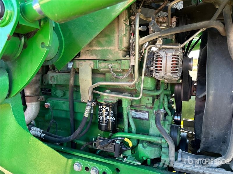 John Deere 7330 Traktoriai