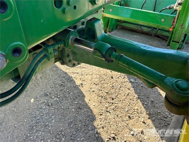 John Deere 7330 Traktoriai