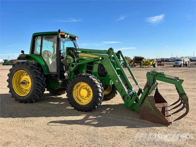 John Deere 7330 Traktoriai