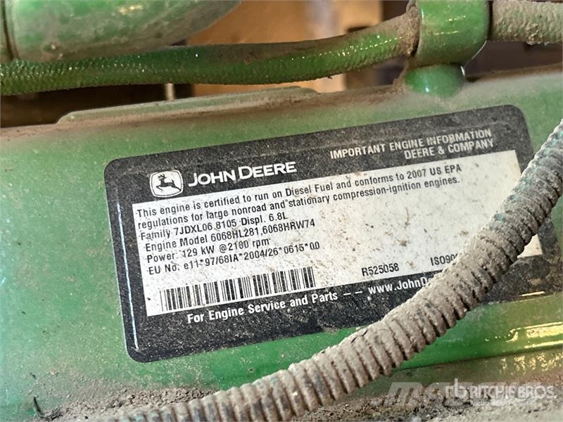 John Deere 7330 Traktoriai