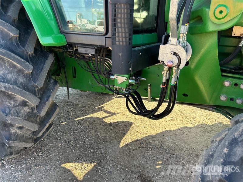 John Deere 7330 Traktoriai
