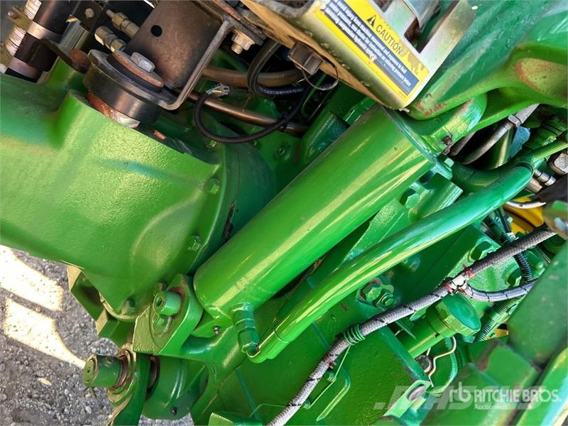 John Deere 7330 Traktoriai