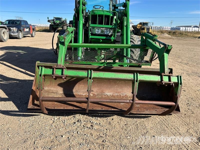 John Deere 7330 Traktoriai
