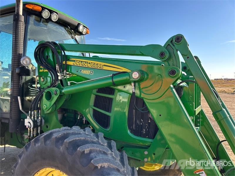 John Deere 7330 Traktoriai