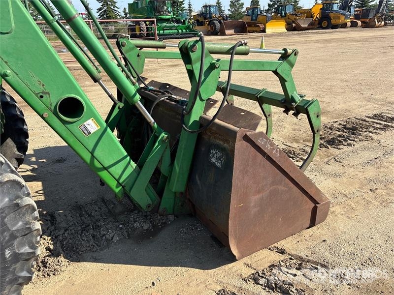John Deere 7400 拖拉机/农用车
