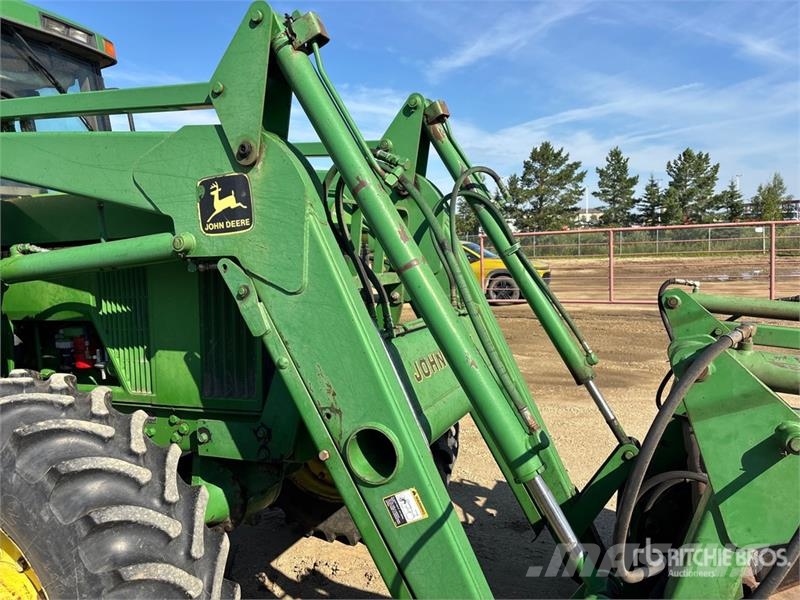 John Deere 7400 4WD Tractor Traktori