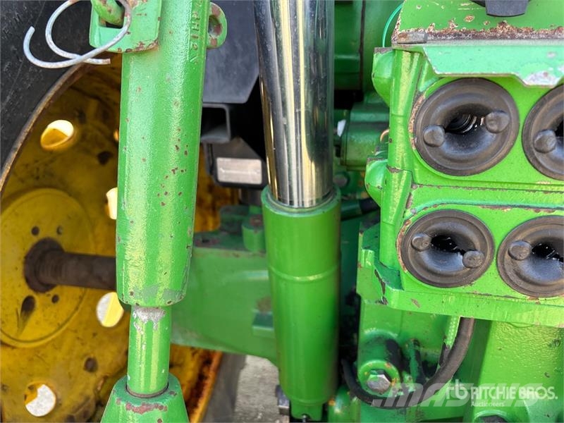 John Deere 7400 4WD Tractor Traktori