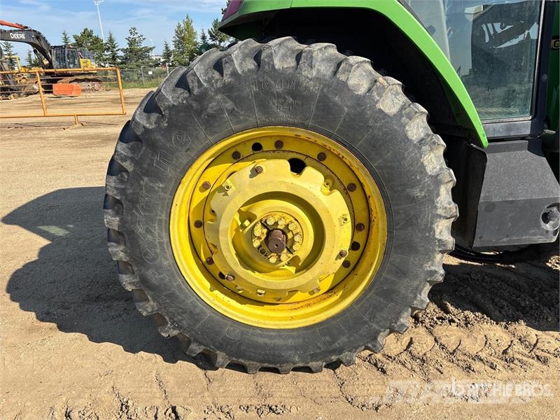 John Deere 7400 4WD Tractor Traktori