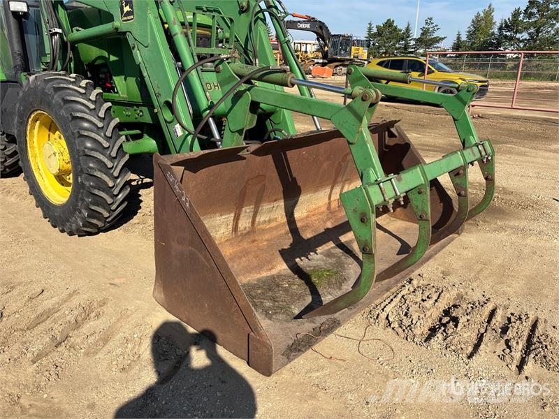 John Deere 7400 4WD Tractor Traktori