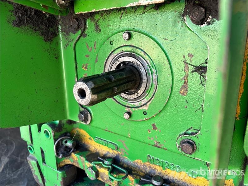 John Deere 7400 4WD Tractor Traktori