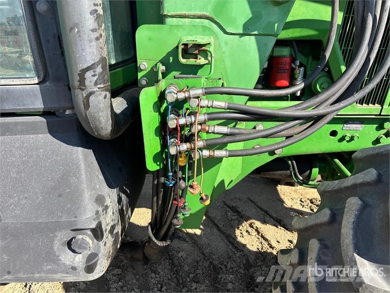 John Deere 7400 4WD Tractor Traktori