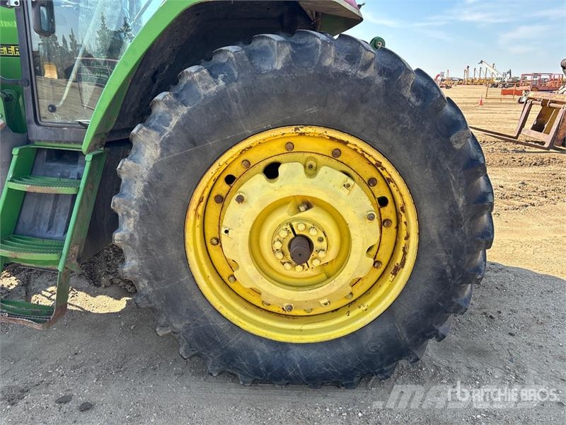 John Deere 7400 4WD Tractor Traktori