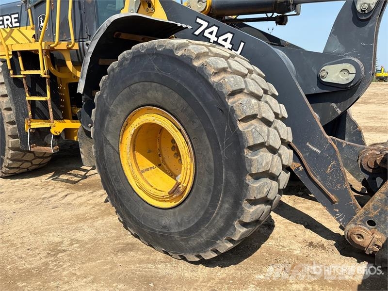 John Deere 744J Cargadoras sobre ruedas