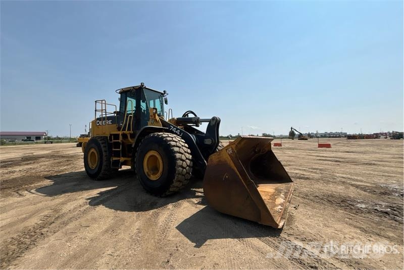 John Deere 744J Cargadoras sobre ruedas