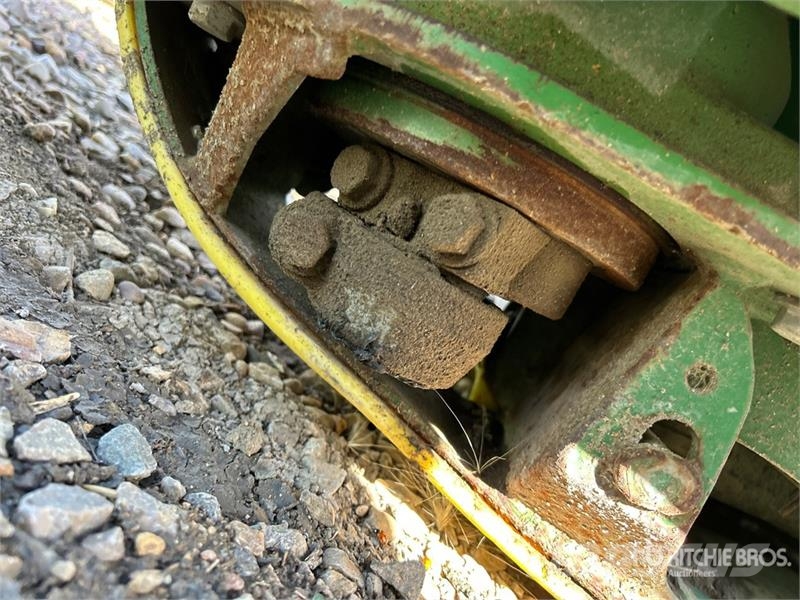 John Deere 745FD 45 ft Hydraflex Draper Combine Header Cabeçotes de colheitadeira