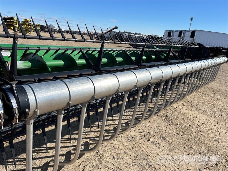 John Deere 745FD 45 ft Hydraflex Draper Combine Header Cabeçotes de colheitadeira