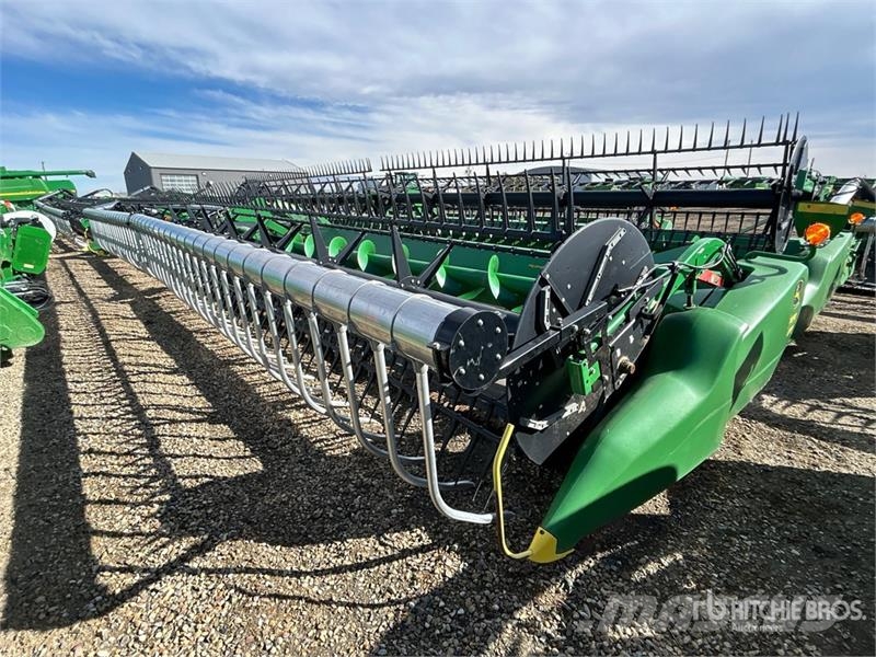 John Deere 745FD 45 ft Hydraflex Draper Combine Header Cabeçotes de colheitadeira