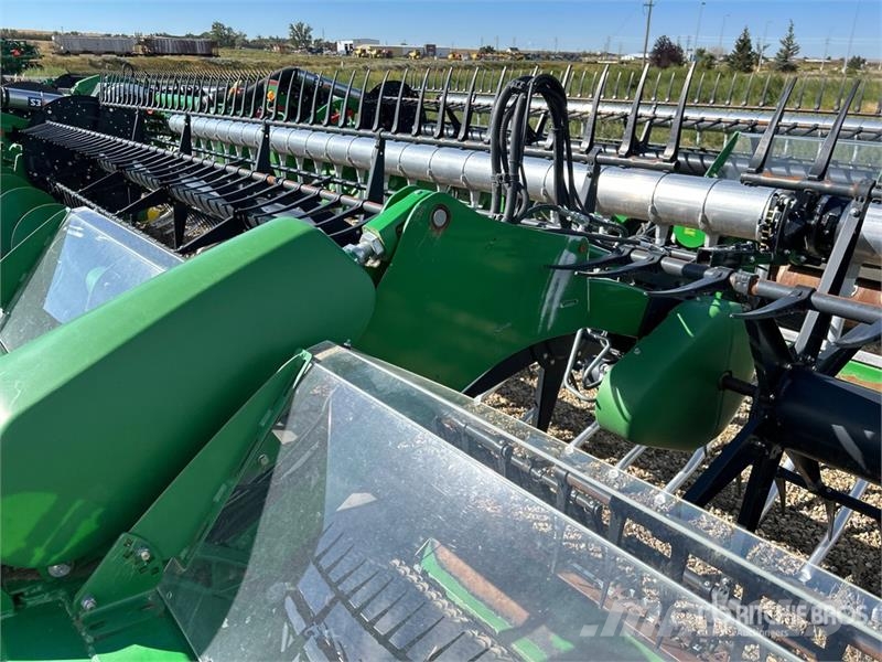 John Deere 745FD 45 ft Hydraflex Draper Combine Header Cabeçotes de colheitadeira