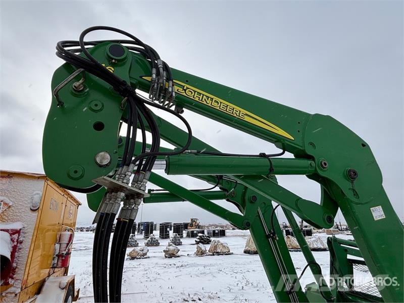 John Deere 746 110 in Front Loader Attachment Навесные фронтальные погрузчики