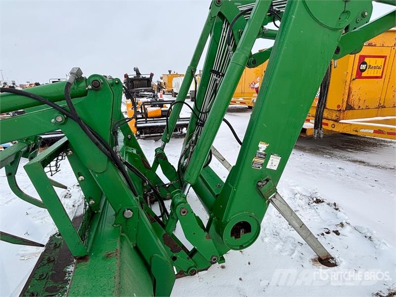 John Deere 746 110 in Front Loader Attachment Навесные фронтальные погрузчики